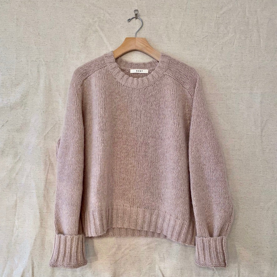 トップス Wavy JQ Crew Neck Knit [TAUPE 23aw] 6397 Vintage Shrunken Crew in Taupe – FiG Curated Living
